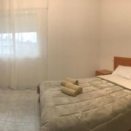 Lar De Fianteira Sanxenxo